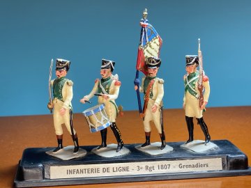 Granaderos. Infantería de Línea. 3er Regimiento